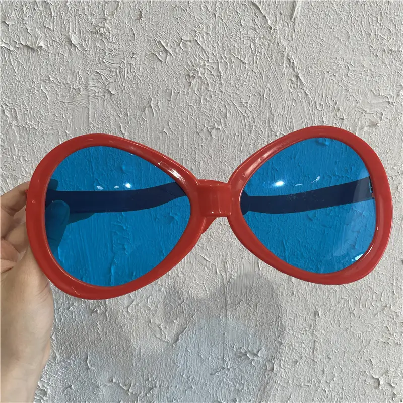 Heart-Shaped Sunglasses for Women Yellow Extra Large - Image 12