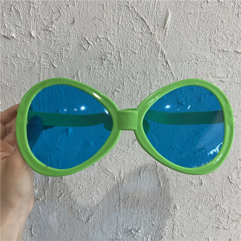 Heart-Shaped Sunglasses for Women Yellow Extra Large - Image 13