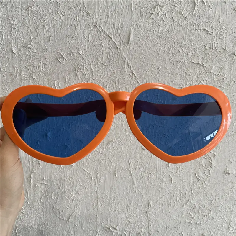 Heart-Shaped Sunglasses for Women Yellow Extra Large - Image 2