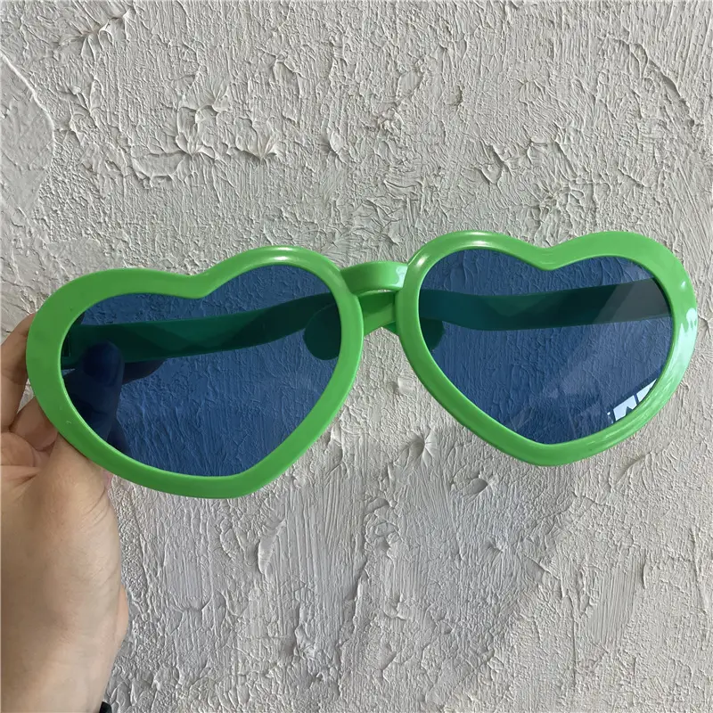 Heart-Shaped Sunglasses for Women Yellow Extra Large - Image 5