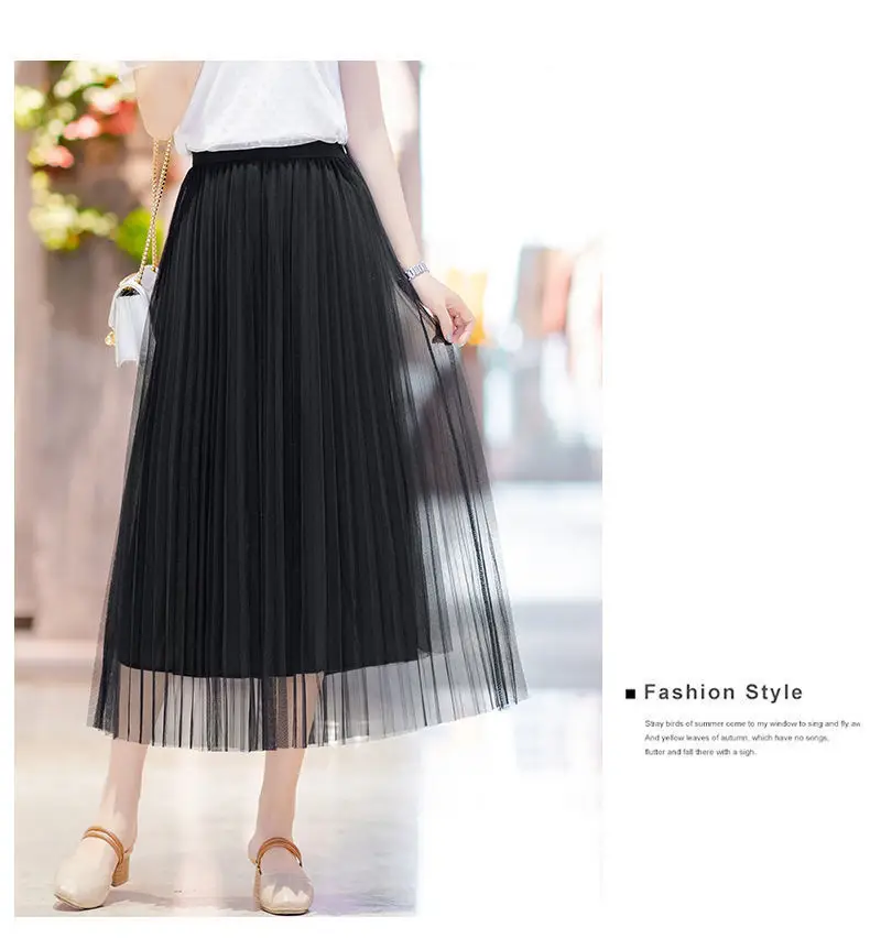 White Pleated Skirt Women Spring Summer 2022 — feature 2