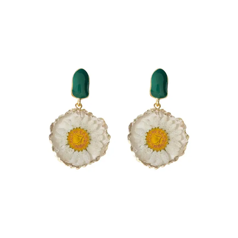 Women's Preserved Daisy Flower Earrings Wholesale - Image 5
