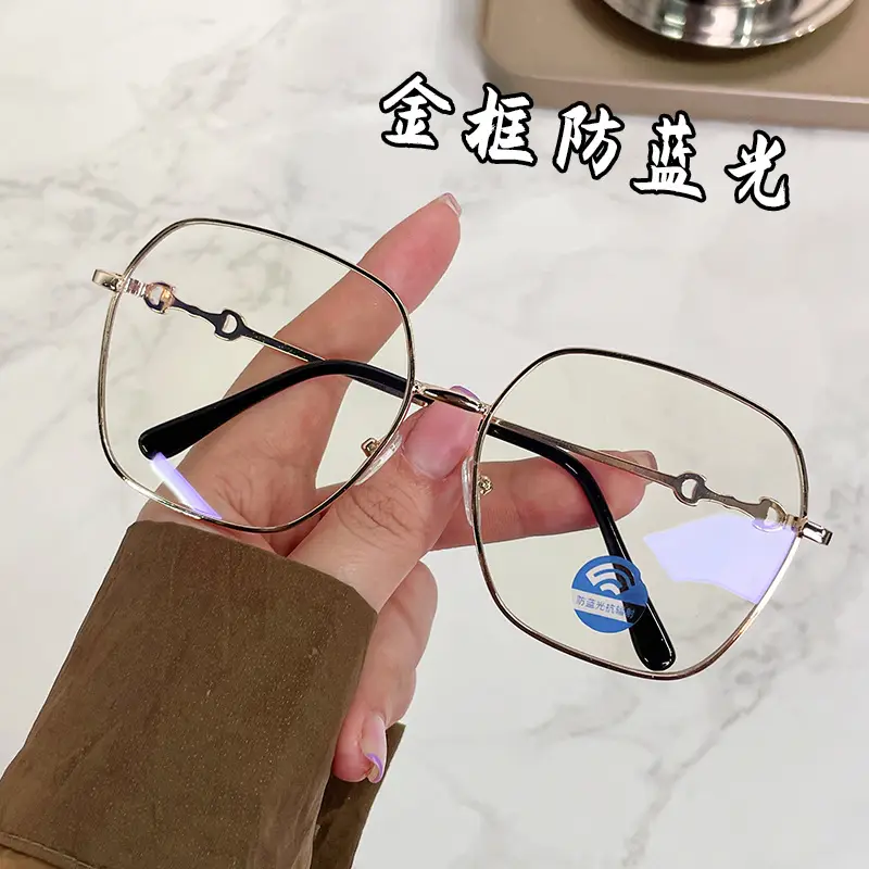 Women Square Frame Sunglasses Gradient Lens Gold Frame - Image 6