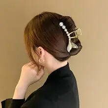 Gold Plated Seven-Tooth Hair Comb with Double Flower Design — feature 22