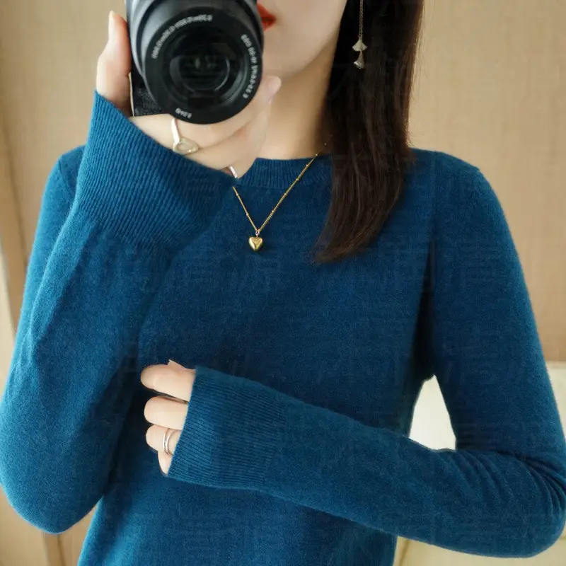 Women Orange Knit Round Neck Pullover Sweater - Image 12