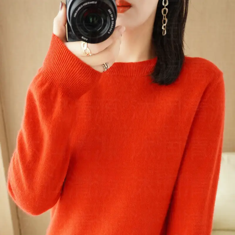 Women Orange Knit Round Neck Pullover Sweater - Image 3