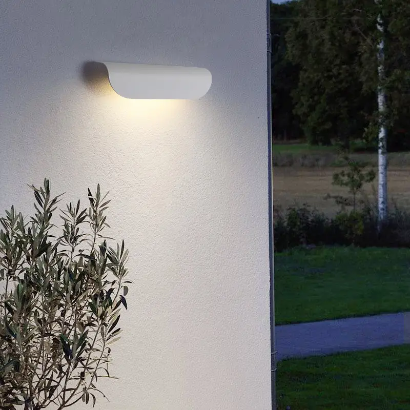 Outdoor LED Wall Lamp Black White Minimalist High Visibility
