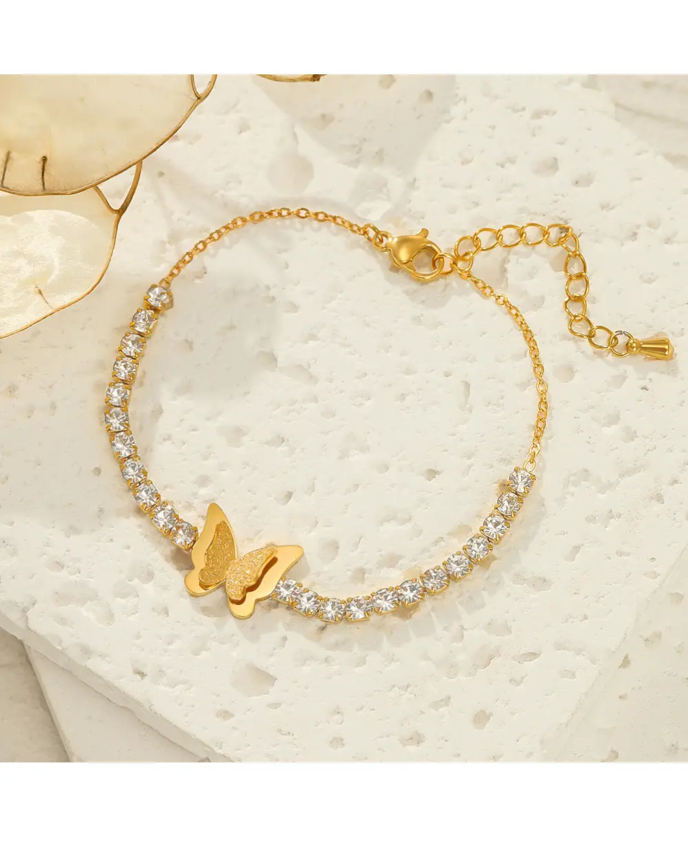 18K Gold Diamond Butterfly Clover Bracelet 150mm — feature 6