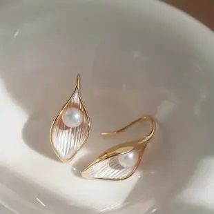 One Bei Zi Fritillary Earrings Silver Needle Women's Niche High-end Light Luxury Fan-shaped Natural Freshwater Pearl Earrings — feature 6