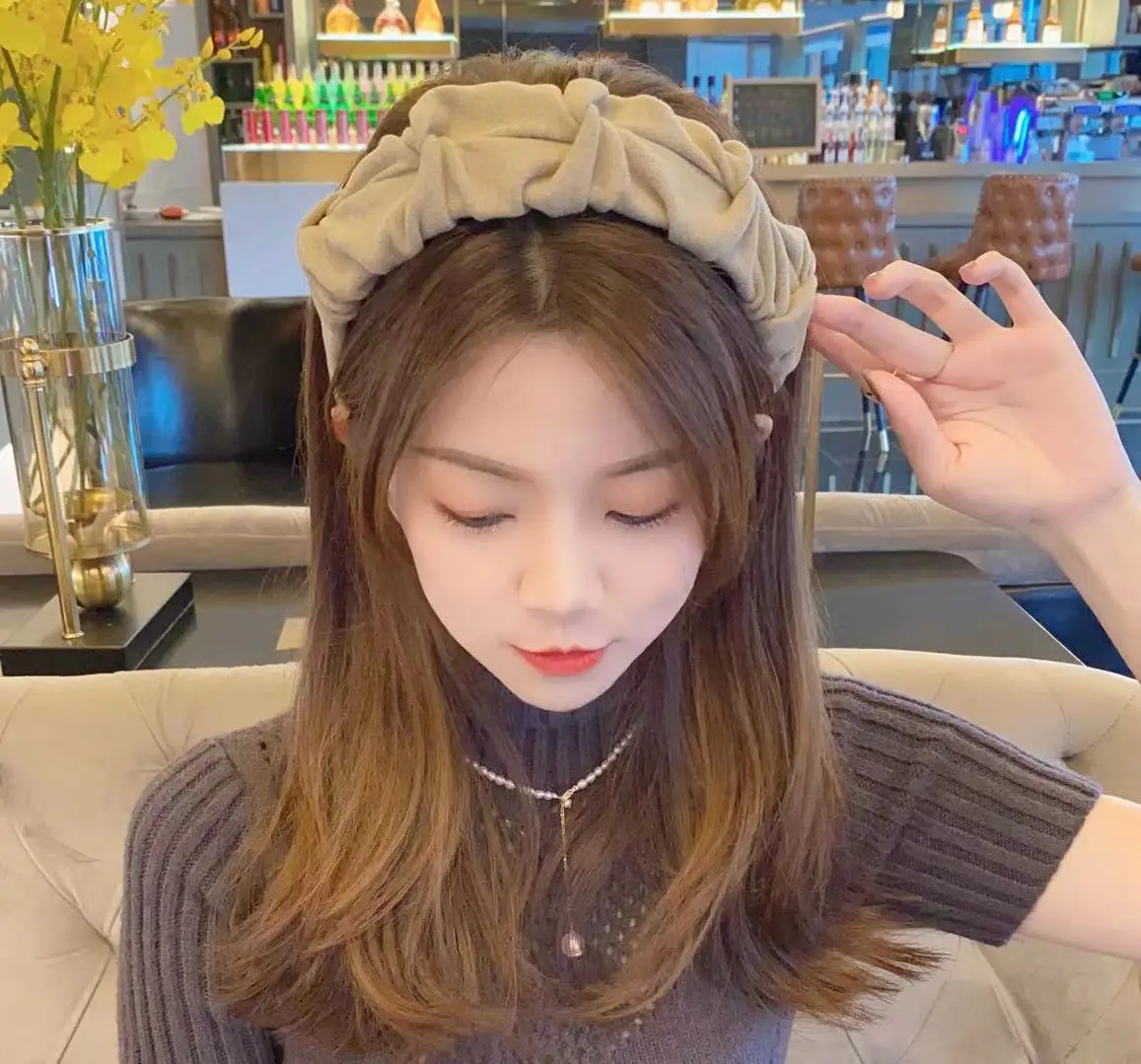 Autumn Woolen Face Wash Headband for Women - Image 2