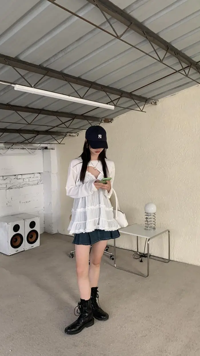 Small White Long Sleeve T-Shirt for Girls Summer — feature 44