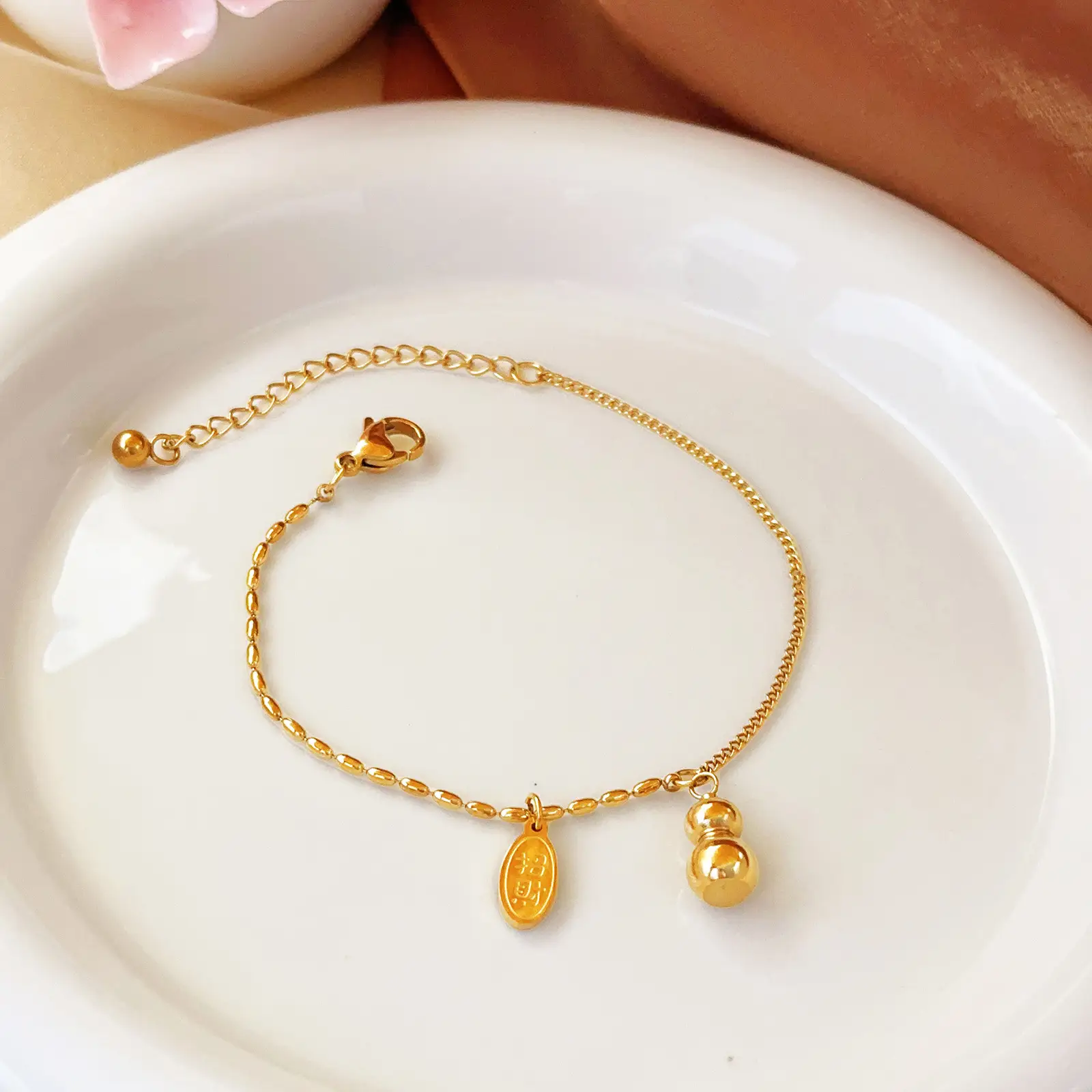 18K Gold Plated Lucky Gourd Anklet for Women - Image 6