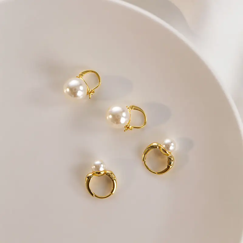 S925 Gold Pearl Earrings for Women - Image 4