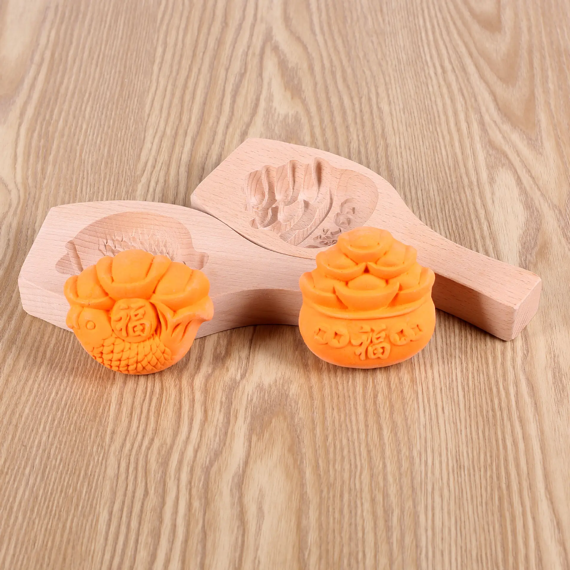 Wooden Moon Cake Mould Set for Steamed Buns & Bean Bags - Image 13