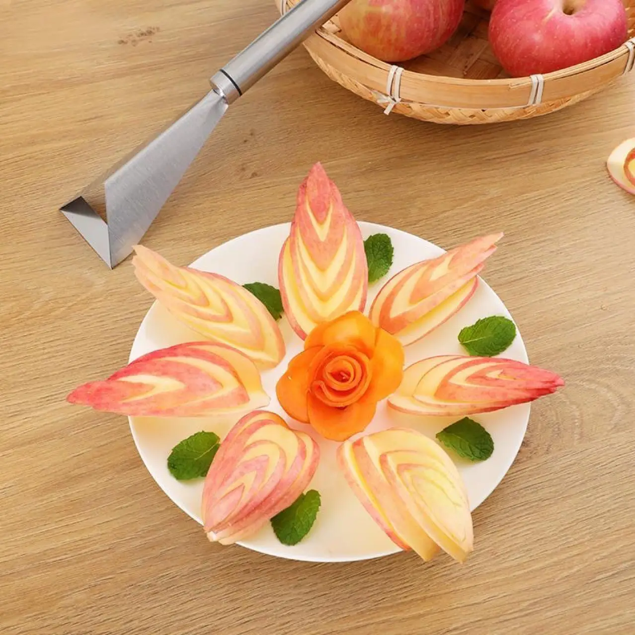 Stainless Steel Apple Push Knife for Carving and Cutting - Image 2