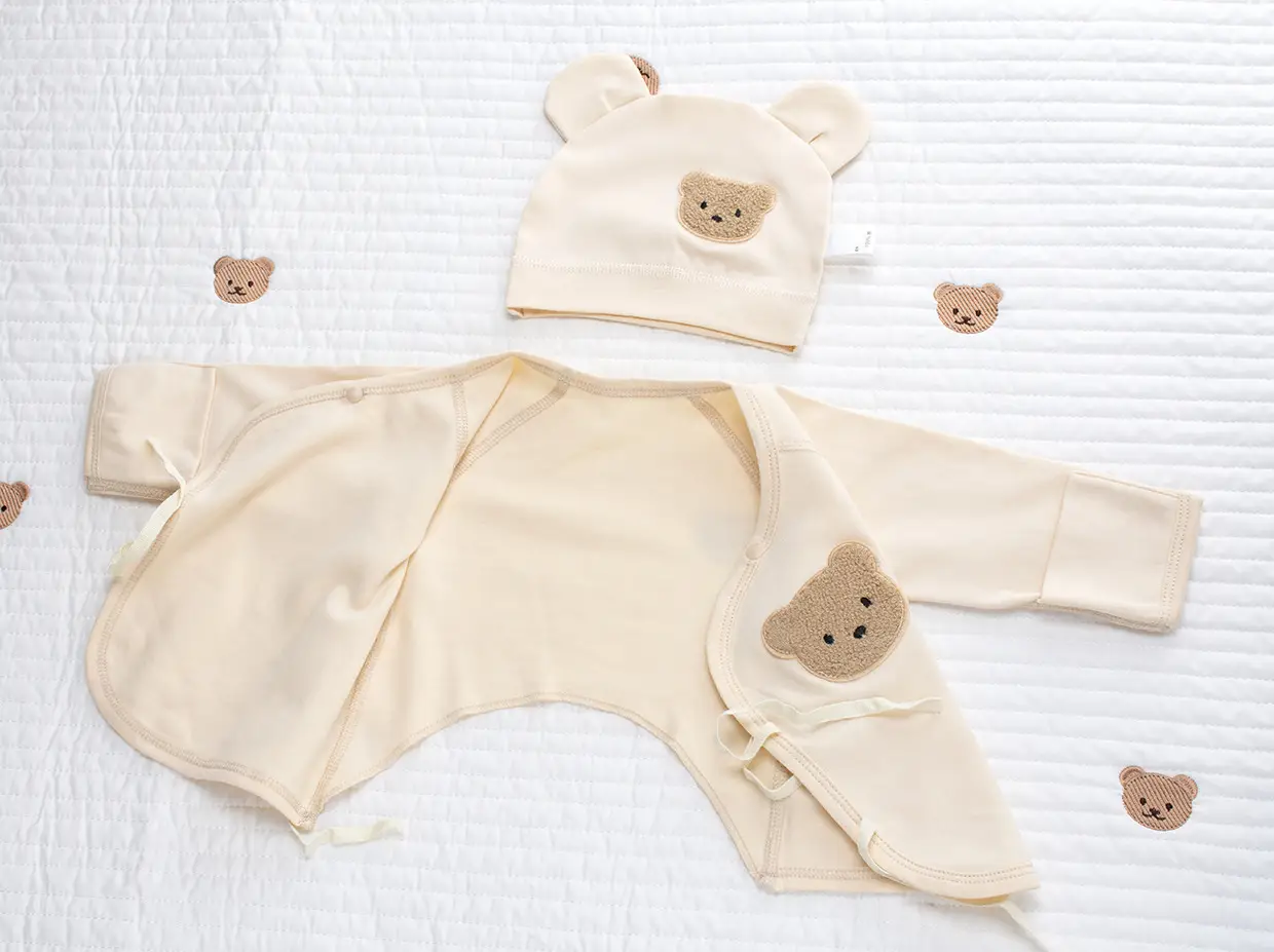 Newborn Half-Back Shirt for Baby, White Rabbit Print, Size 52-59 — feature 10