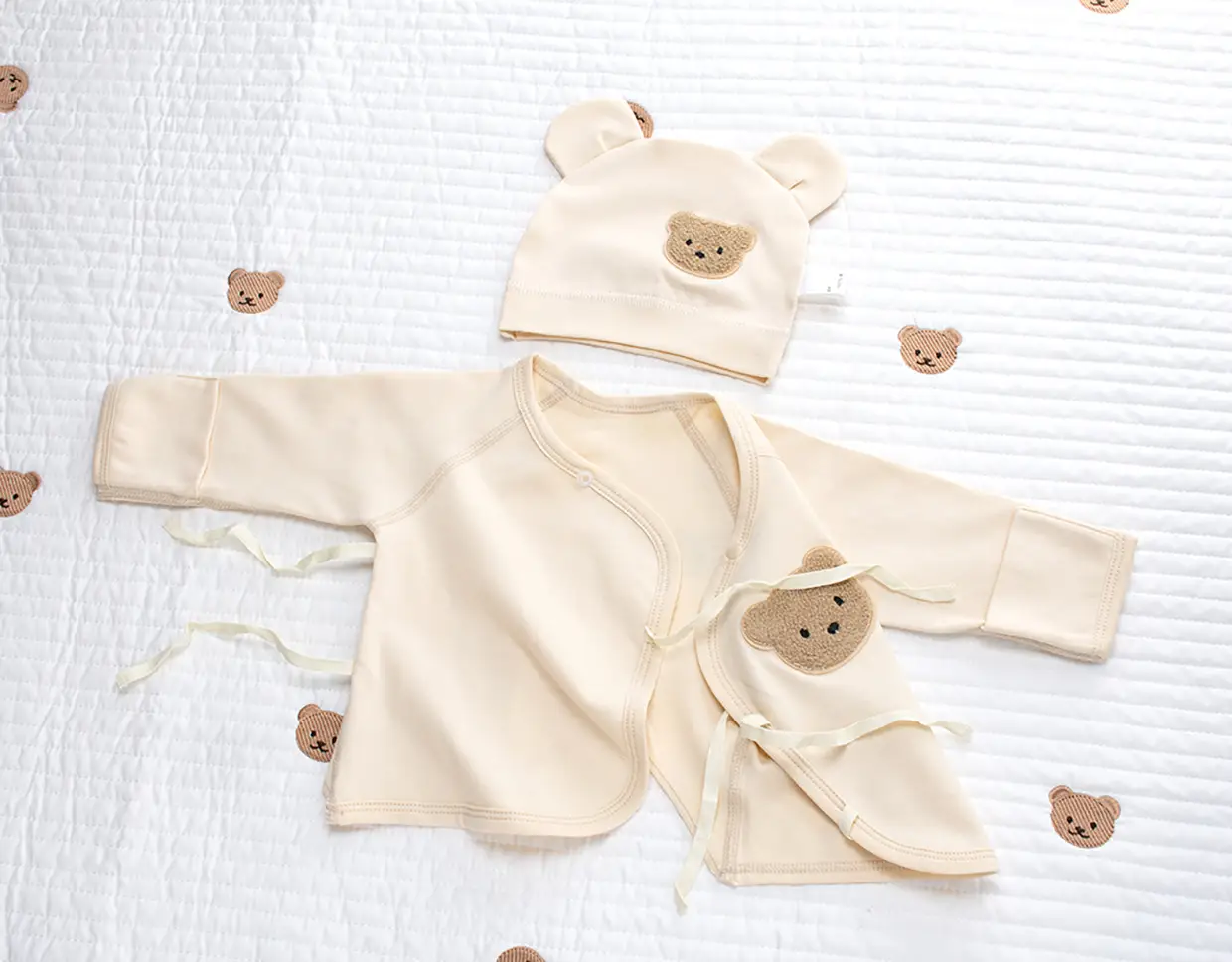 Newborn Half-Back Shirt for Baby, White Rabbit Print, Size 52-59 — feature 11
