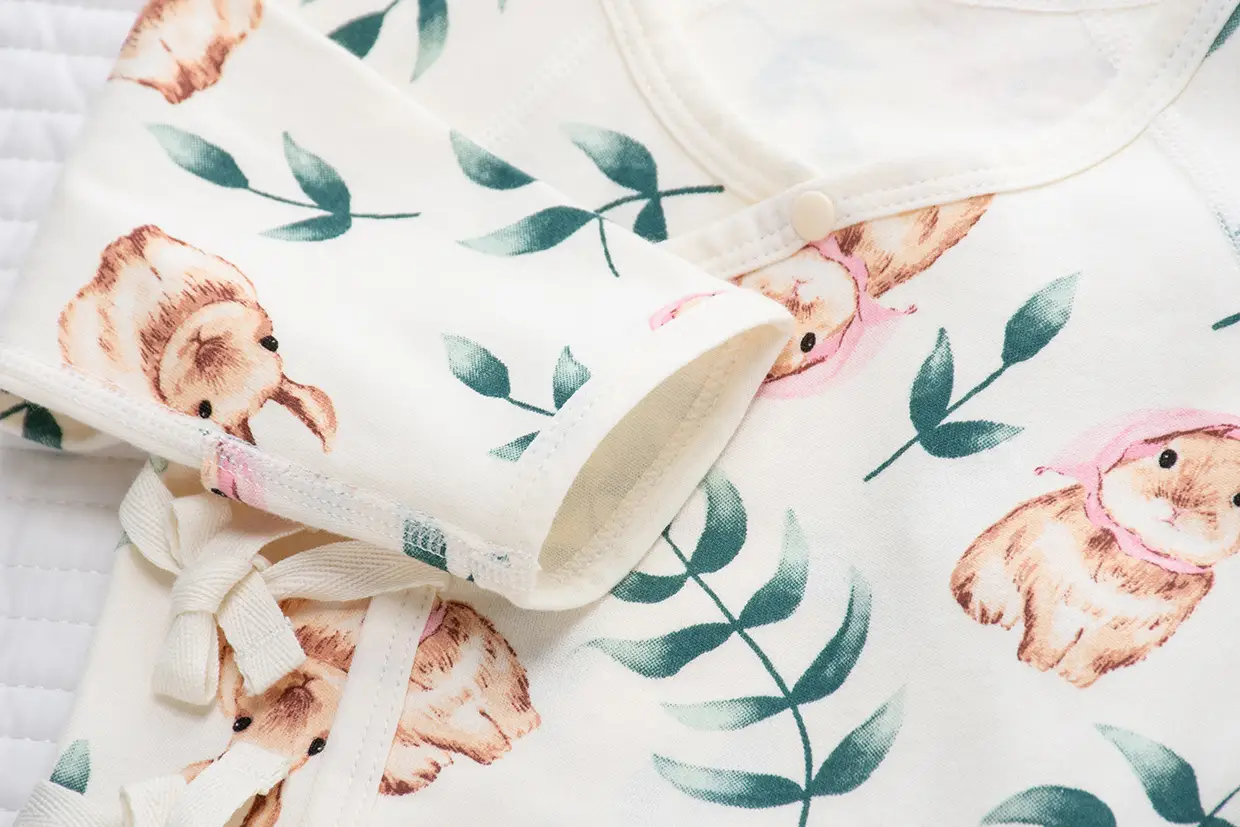 Newborn Half-Back Shirt for Baby, White Rabbit Print, Size 52-59 — feature 35