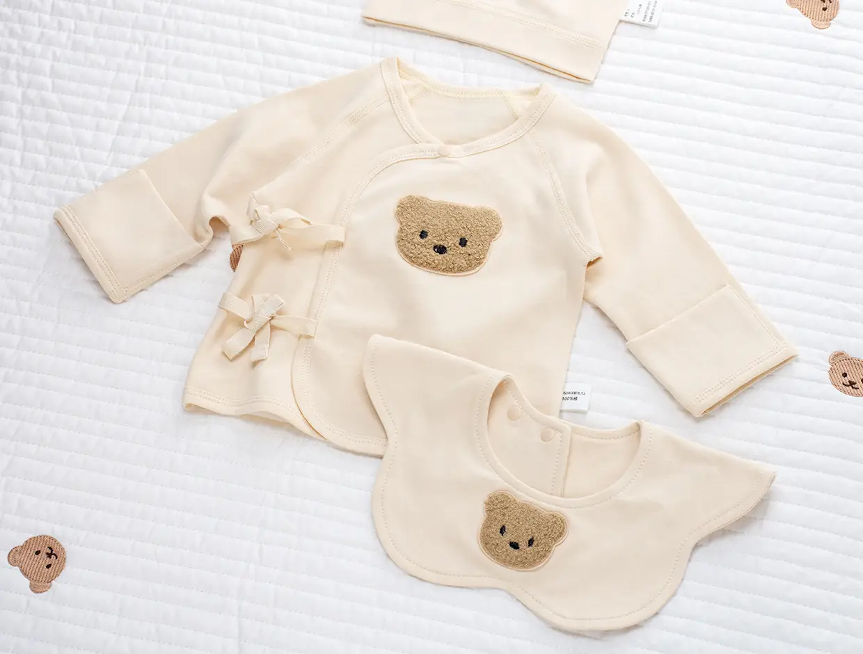 Newborn Half-Back Shirt for Baby, White Rabbit Print, Size 52-59 — feature 8