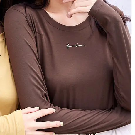 2022 Silk Slim Neckline Black Top for Women - Image 3