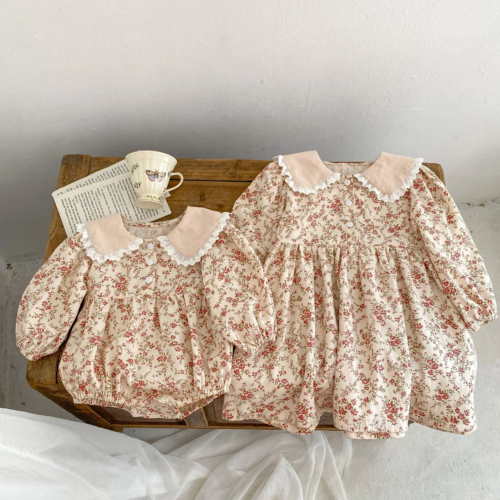 South Korea Children Floral Fleece Dress Set — feature 4