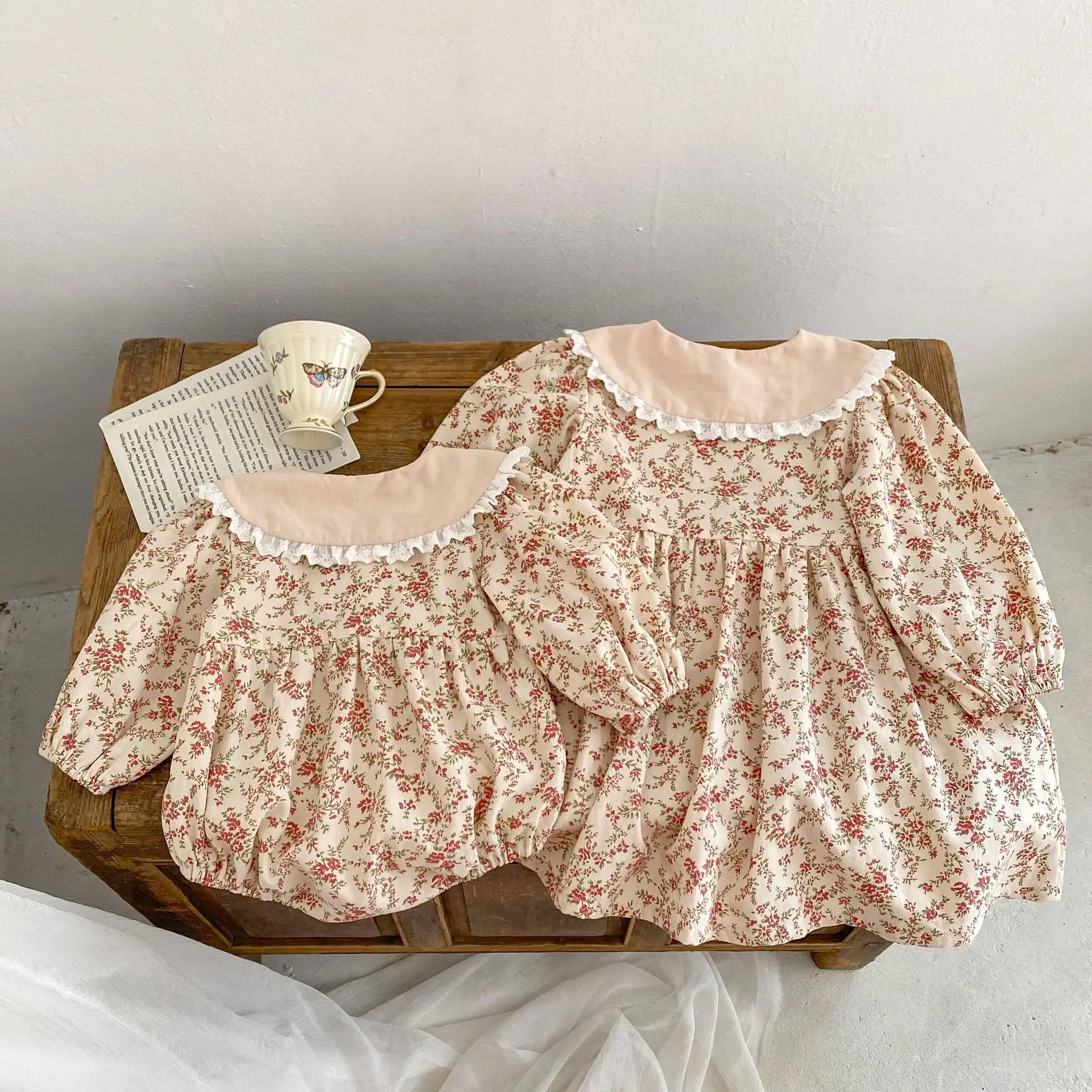 South Korea Children Floral Fleece Dress Set — feature 5