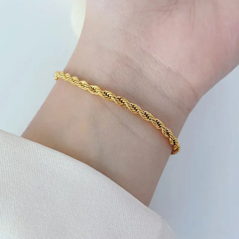 18K Gold Titanium Steel Bracelet for Women - Image 4