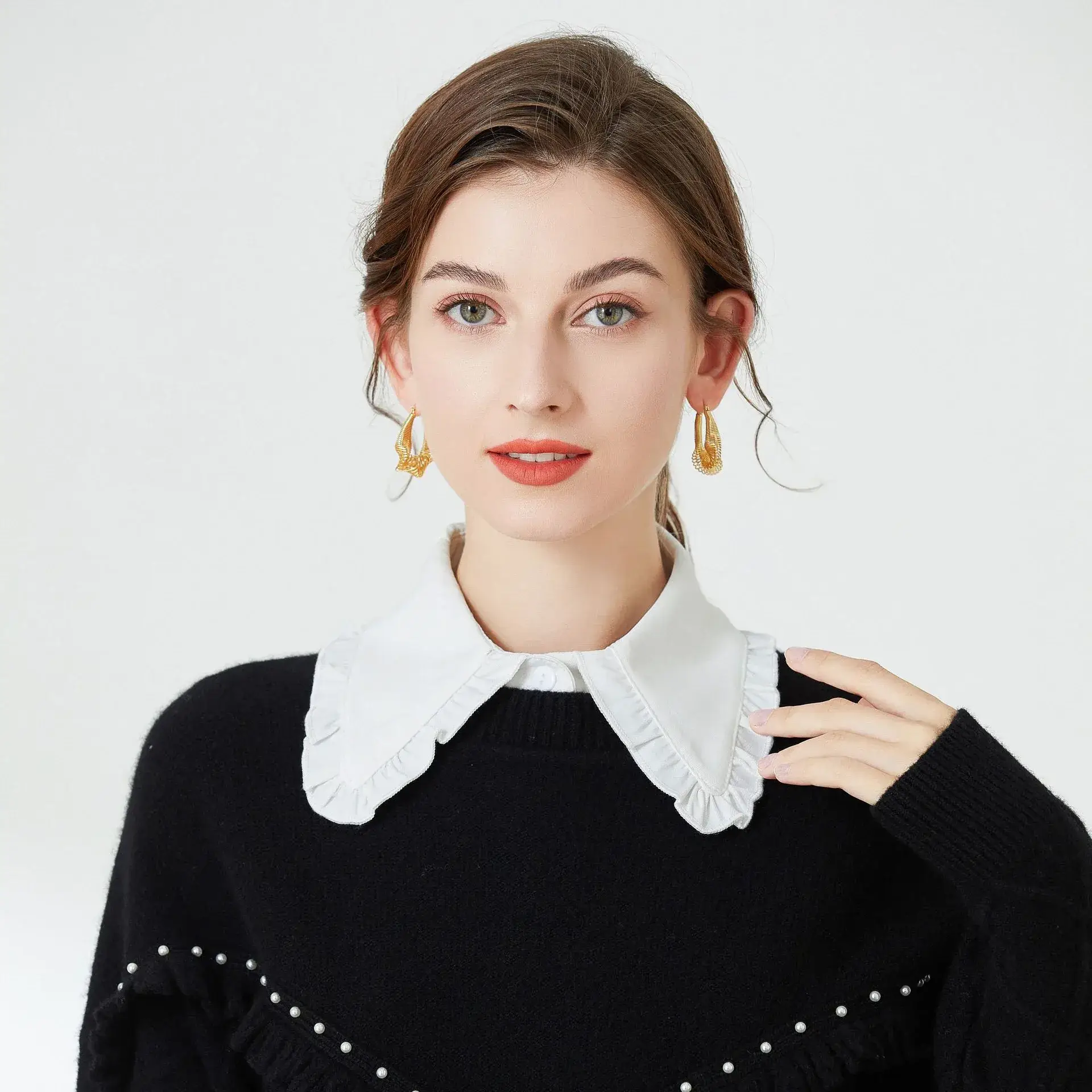 White Ruffled Fake Collar for Women Autumn Winter - Image 2