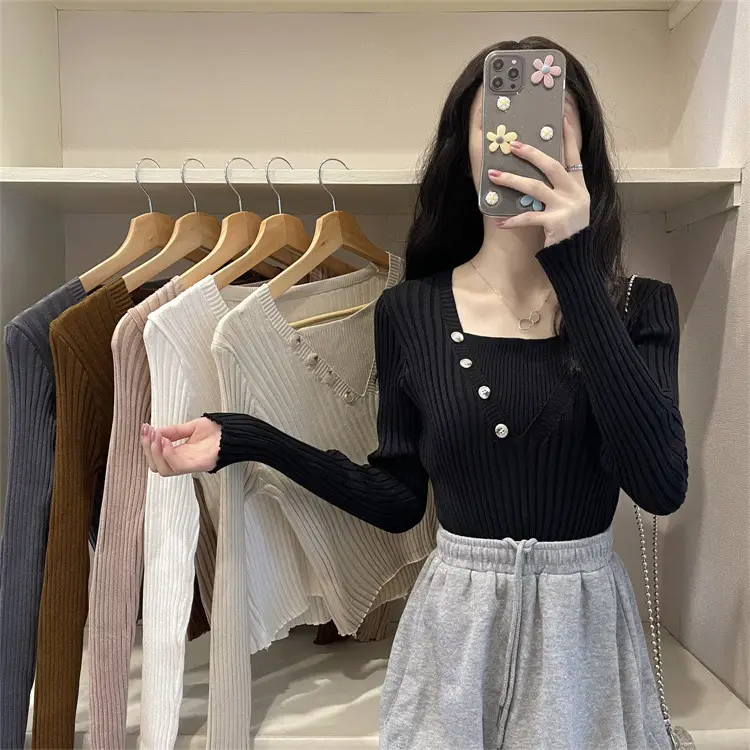 Fake Two-Piece Knit Sweater for Women Black Slim Fit - Image 2