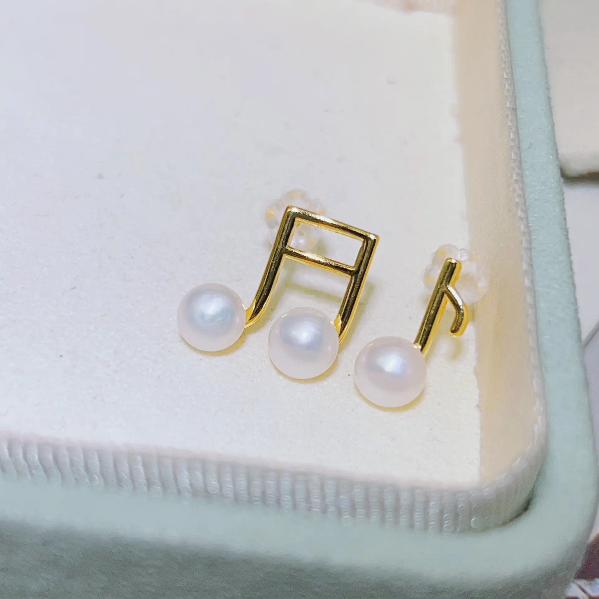 Zhuji Pearl Earrings S925 Gold Plated Niche Design — feature 15