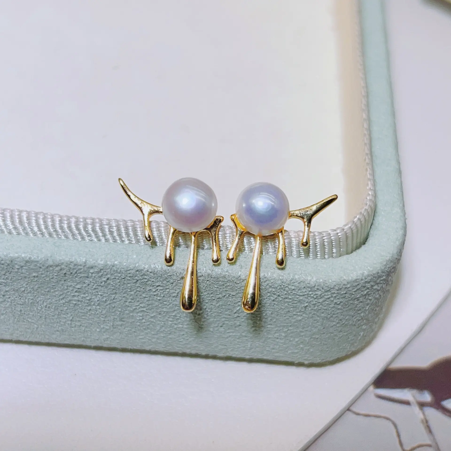 Zhuji Pearl Earrings S925 Gold Plated Niche Design — feature 27