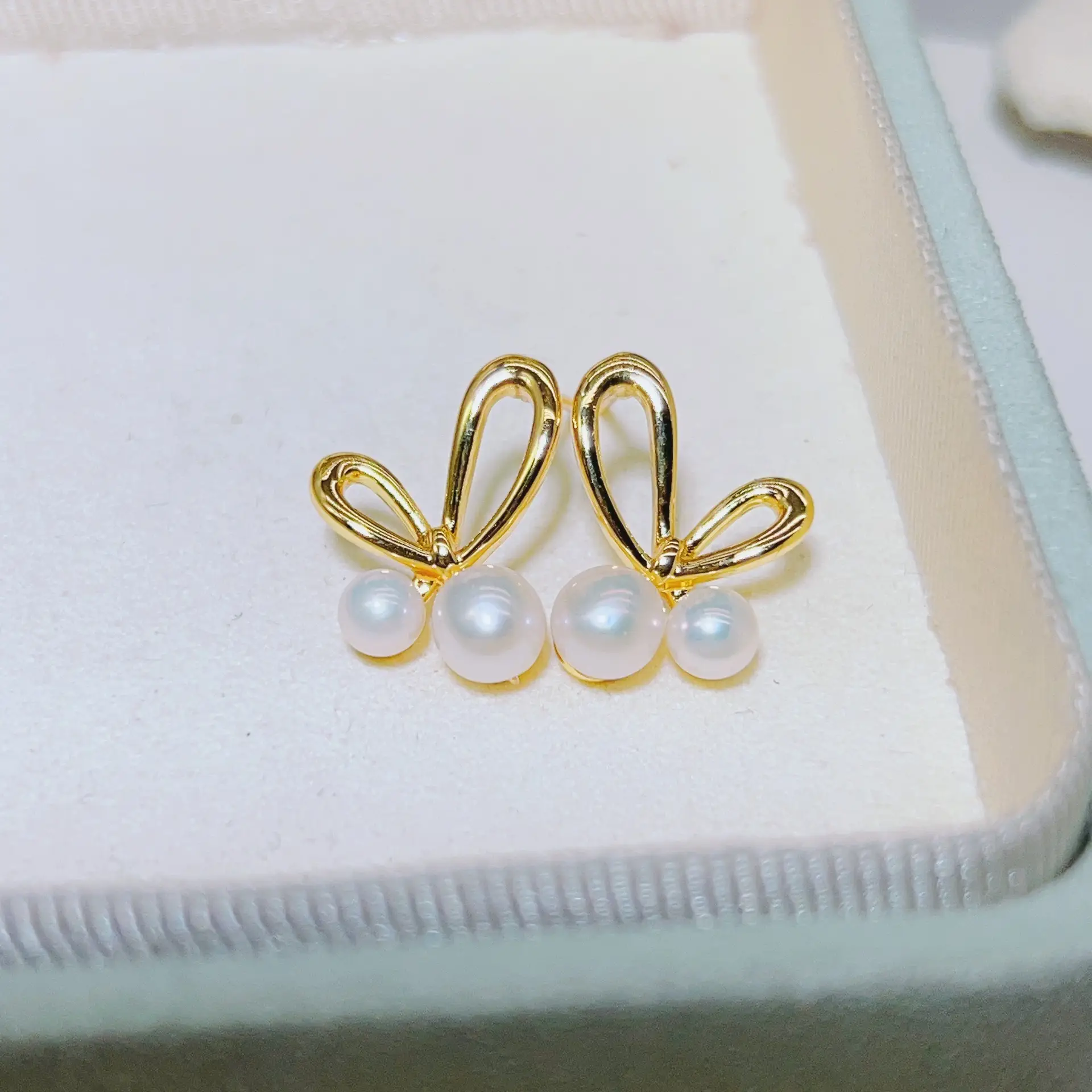 Zhuji Pearl Earrings S925 Gold Plated Niche Design — feature 7