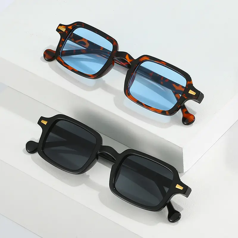 Square Frame Sunglasses for Women Retro Rivet Design - Image 10