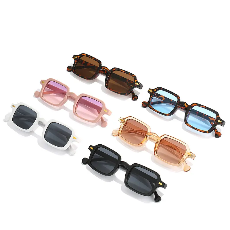 Square Frame Sunglasses for Women Retro Rivet Design - Image 12