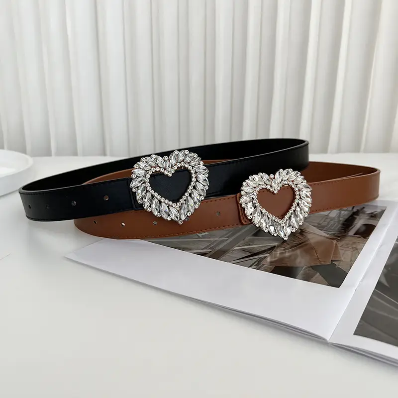 Women's Black Heart Rhinestone Belt Buckle - Image 4