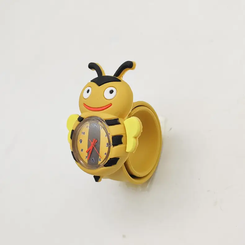 Cute Cartoon Silicone Kids Snap Watch Green Yellow - Image 4