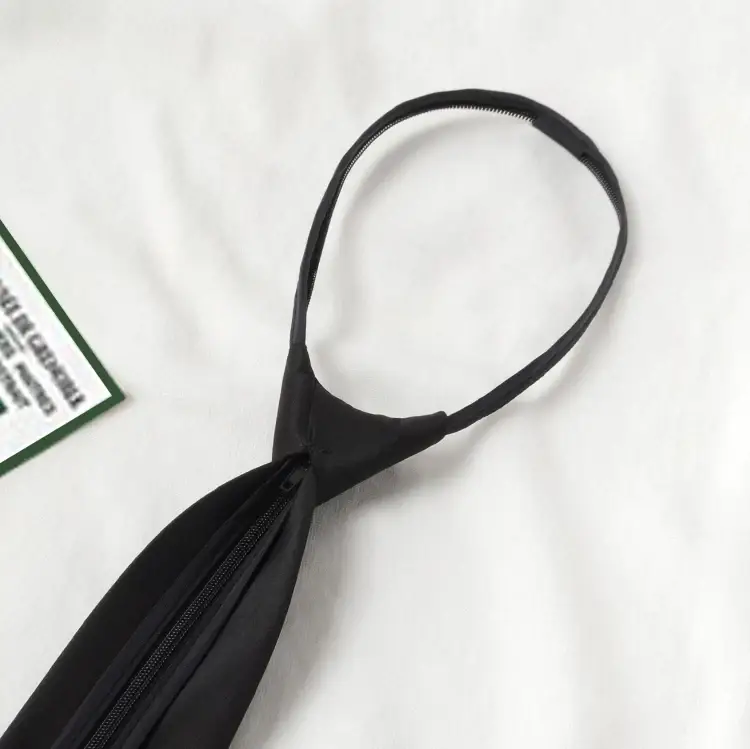 Black Tie Free Zipper Shirt for College Students — feature 11