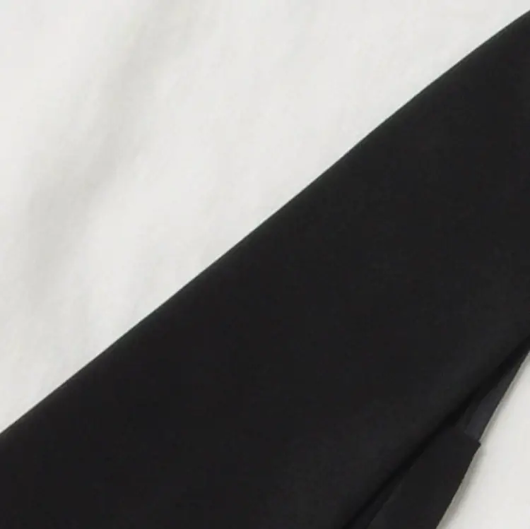 Black Tie Free Zipper Shirt for College Students — feature 17