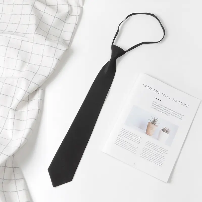 Black Tie Free Zipper Shirt for College Students