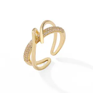 Retro Luxury Six-Sided Cut Out Open Ring with Cultured Zircon — feature 6