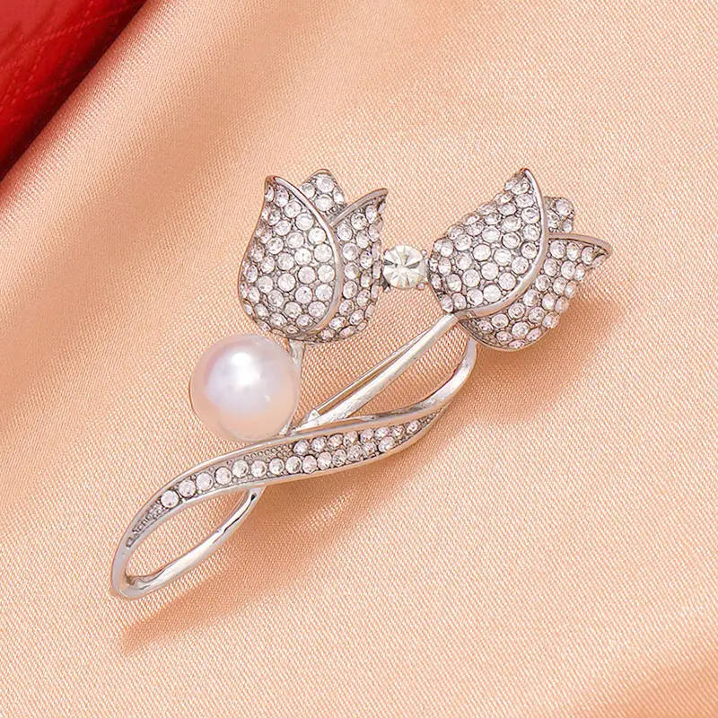 Elegant Tulip Brooch with Pearl & Diamonds for Women