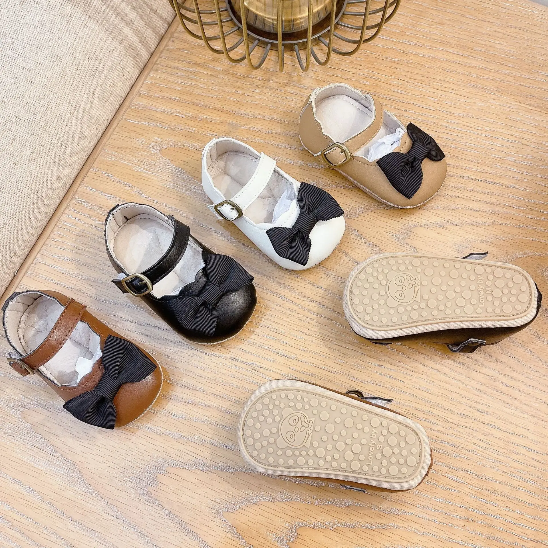 Autumn Bowknot Black Baby Shoes Small — feature 10