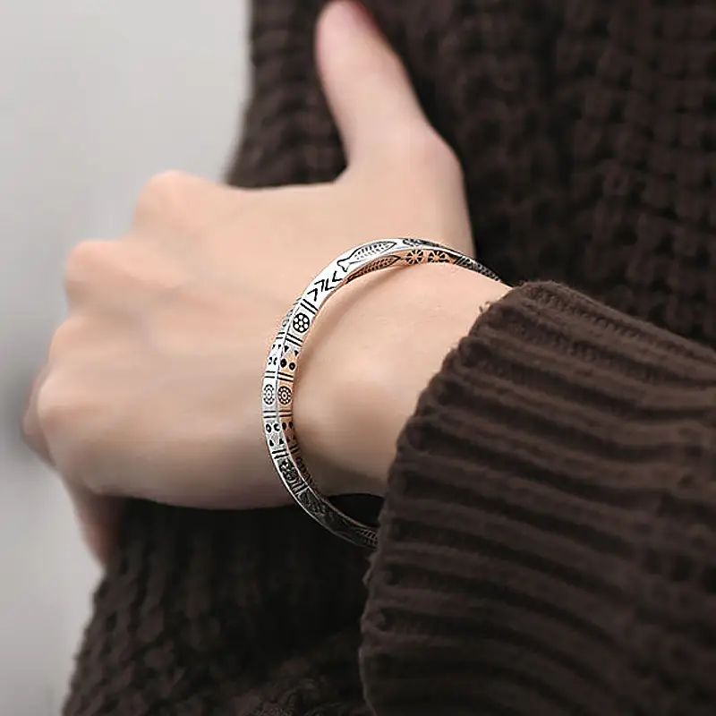 Silver Plated Vintage Mobius Tote Bracelet Bohemian Style - Image 4