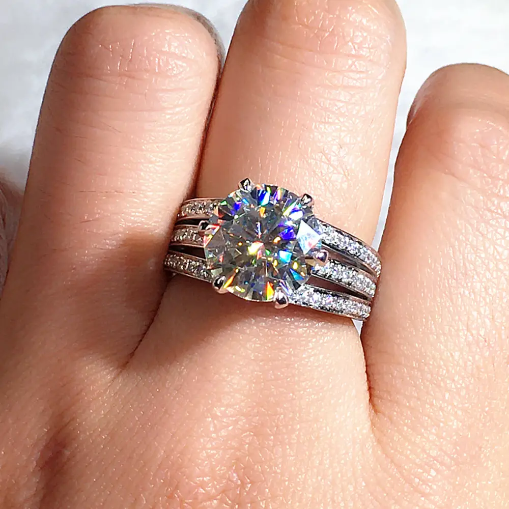 Cao Shi Zircon Ring with 8 Hearts & Arrows Design — feature 3