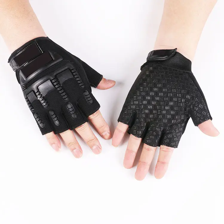 Men Tactical Half-Finger Gloves Green Camo Outdoor Cycling — feature 16