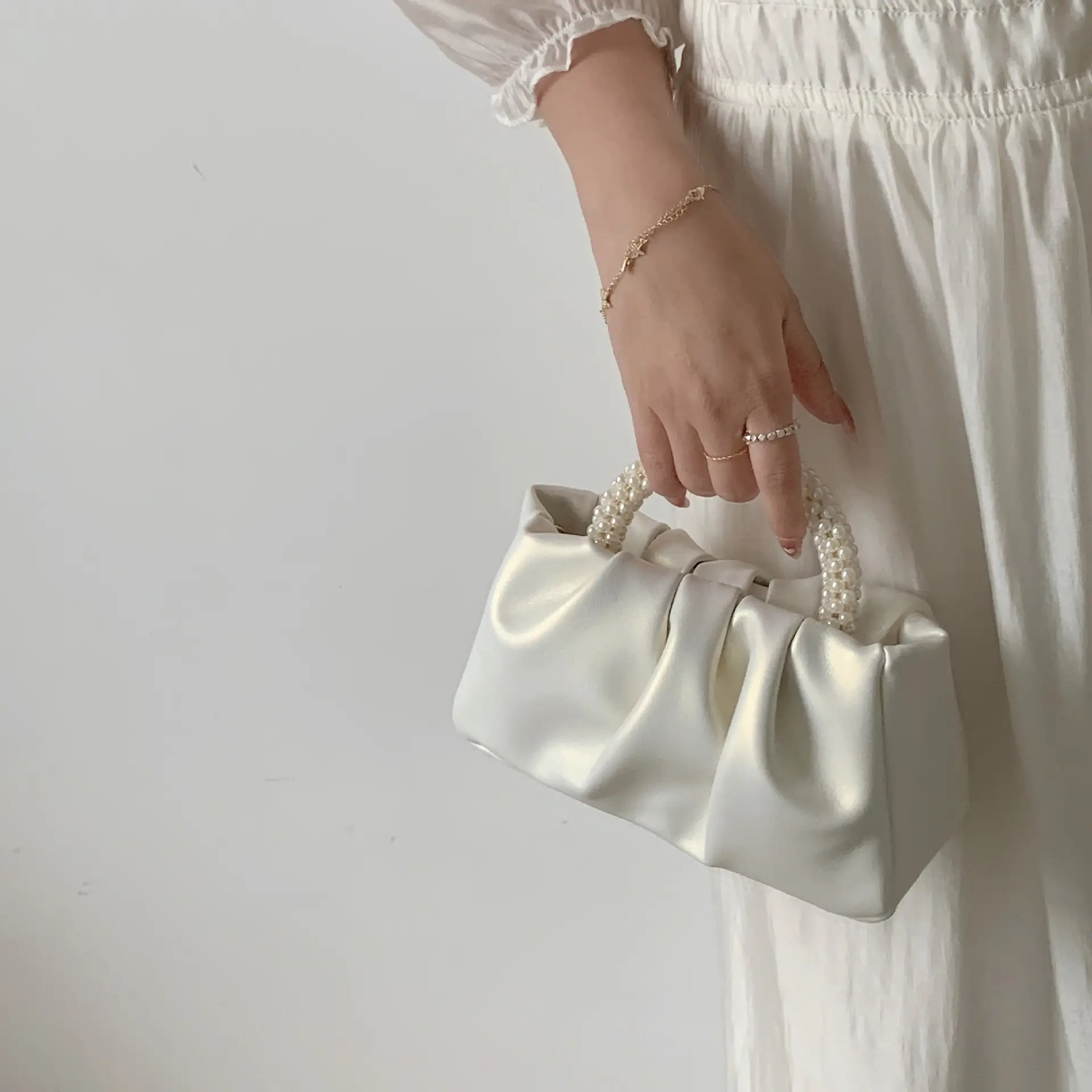 2026 Pearl Wrist Pleated Mini Bag for Women - Image 5