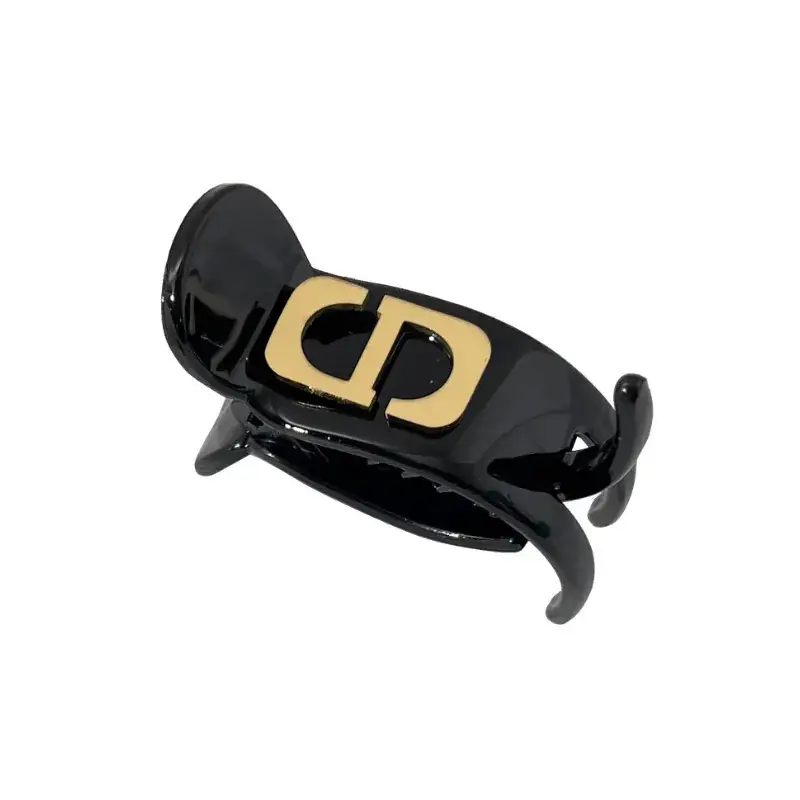 Anti-Collapse Hair Clip for Women with Shark Design - Image 5