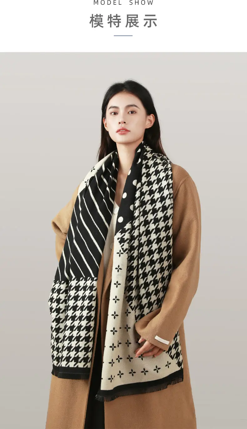 Men's Houndstooth Cashmere Neck Warmer Black White — feature 8