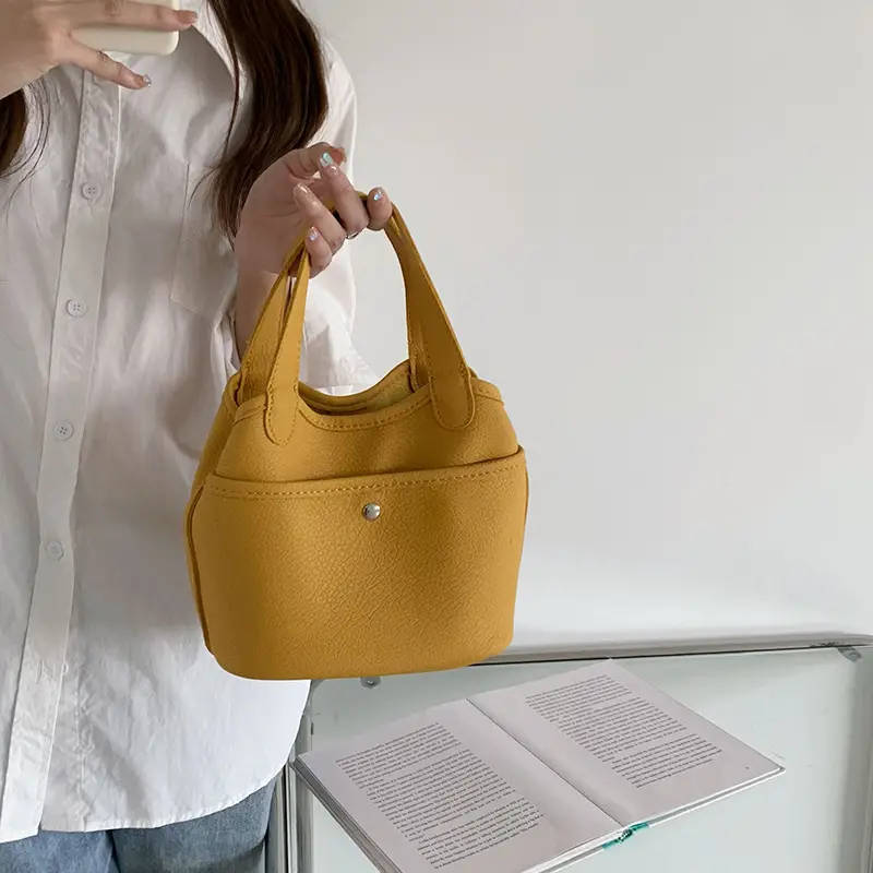 Women's Beige Leather Tote Bag 2026 Summer
