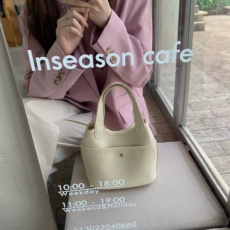 Women's Beige Leather Tote Bag 2026 Summer — feature 14